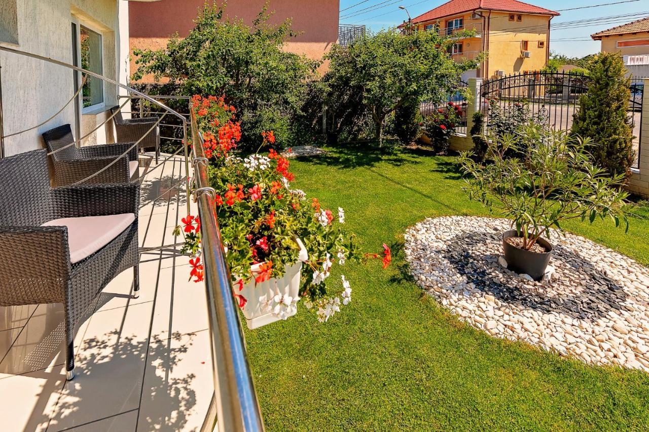 Vila Mosel 2 Mai Bagian luar foto